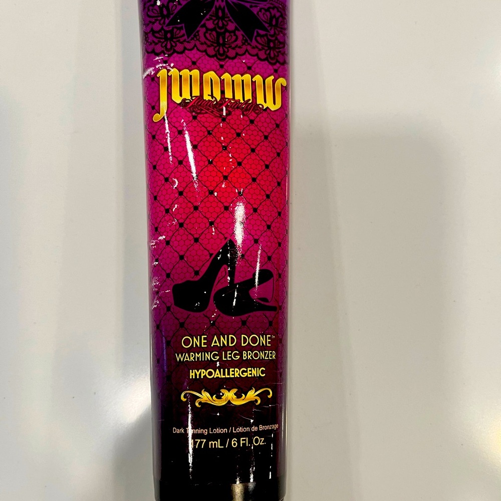 Jwow indoor tanning lotion. Used a little mostly full